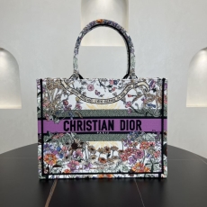 Dior Shopping Bags